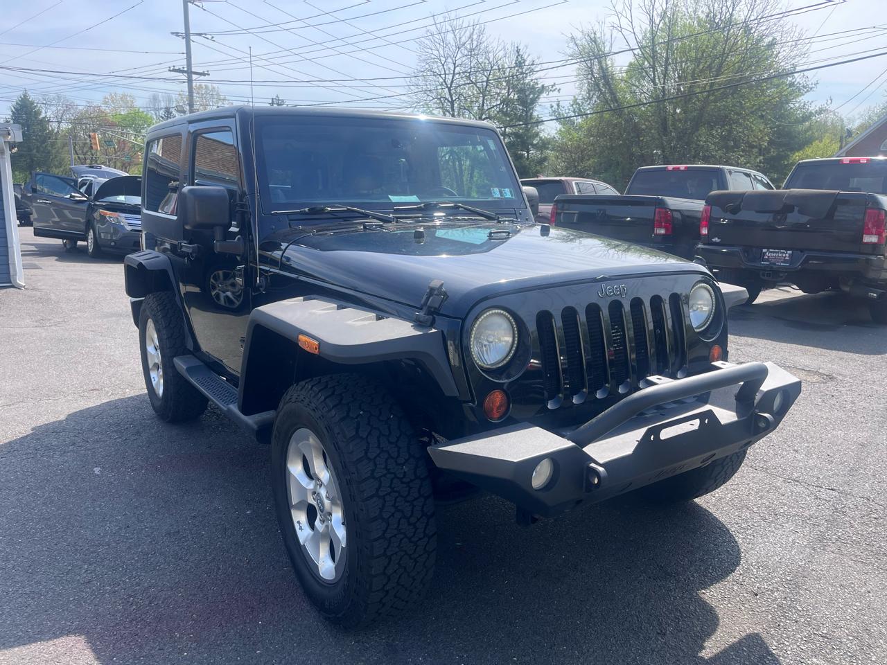 Jeep Wrangler 4WD 2dr Sahara 2013