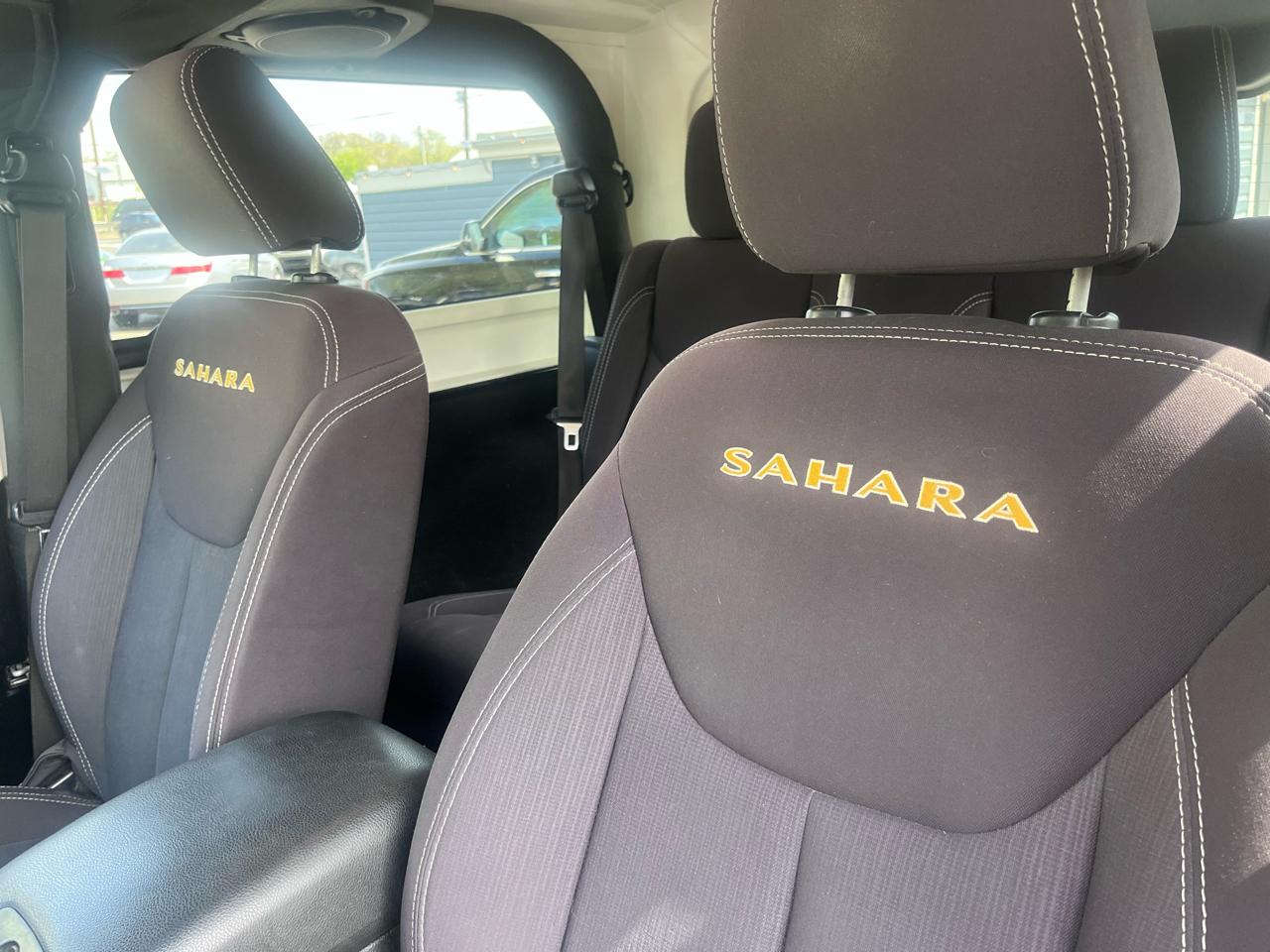 Jeep Wrangler 4WD 2dr Sahara 2013