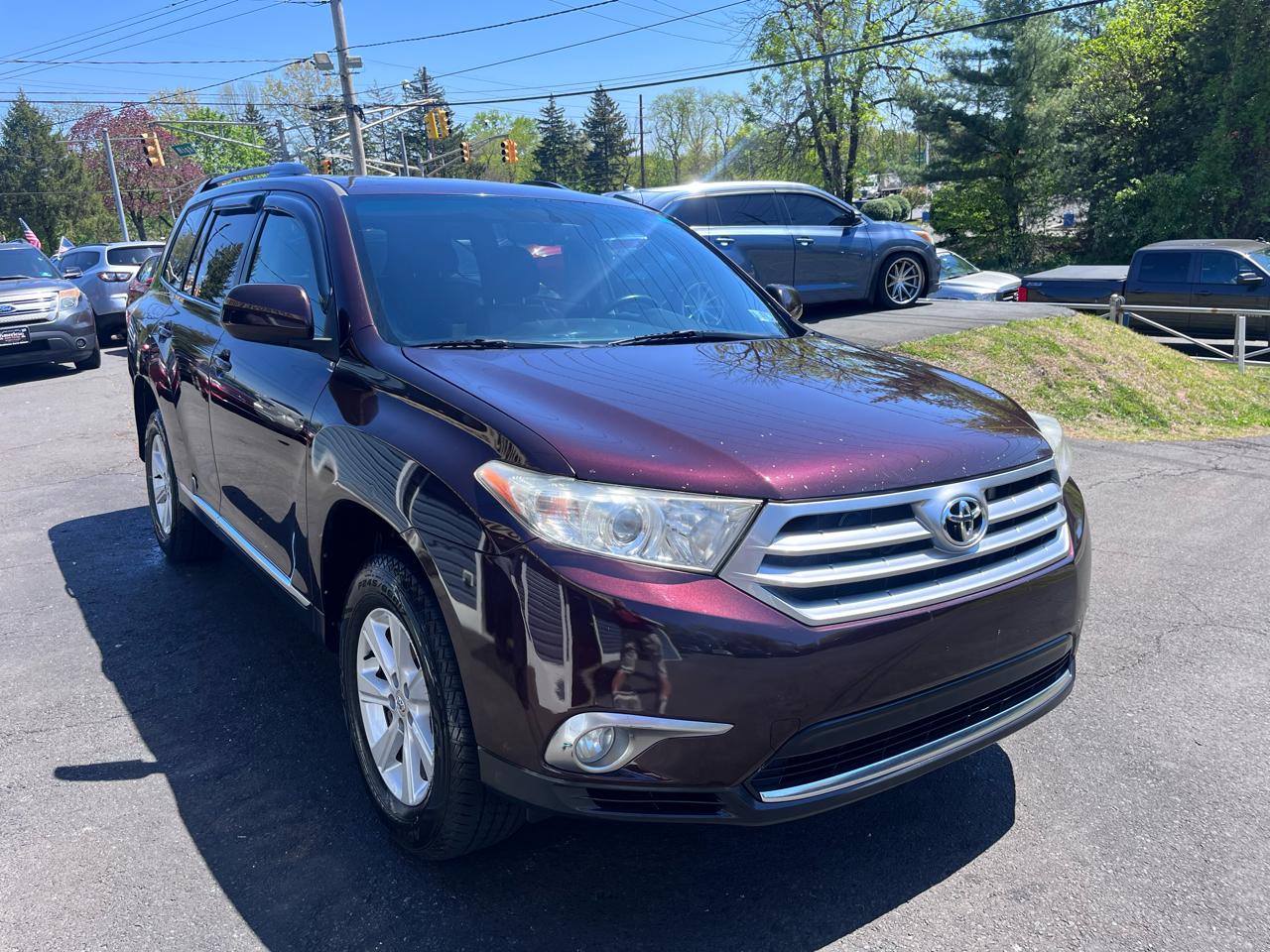 Toyota Highlander 4WD 4dr V6 SE (Natl) 2011