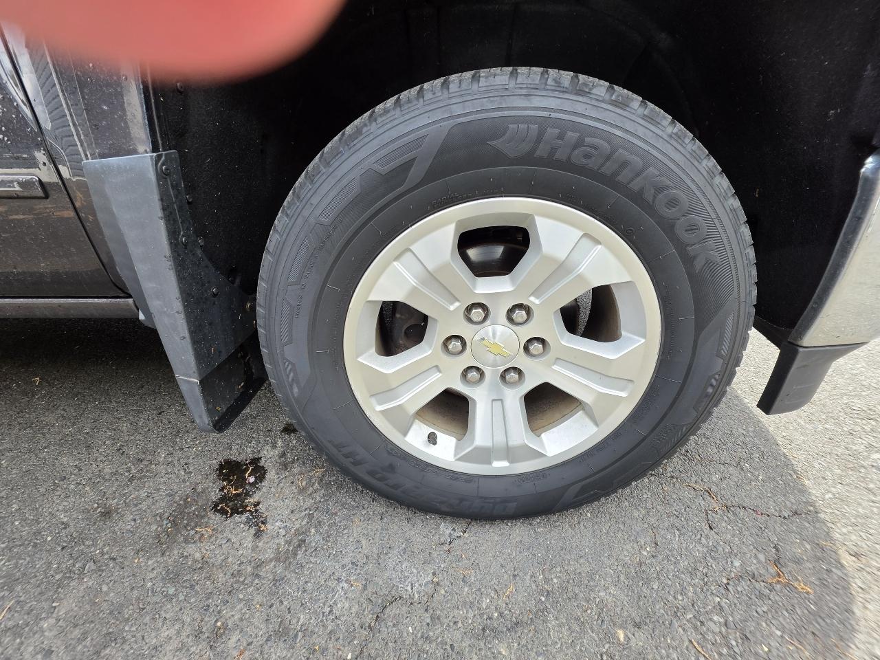 Chevrolet Silverado 1500 4WD Crew Cab 143.5" LT w/2LT 2015