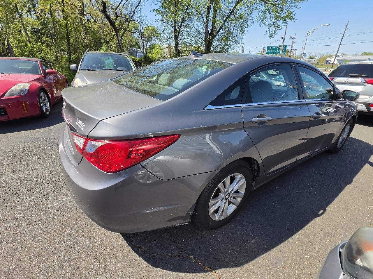 Hyundai Sonata 4dr Sdn 2.4L Auto GLS PZEV 2013