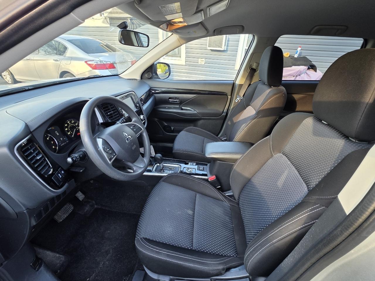 Mitsubishi Outlander SEL S-AWC 2020