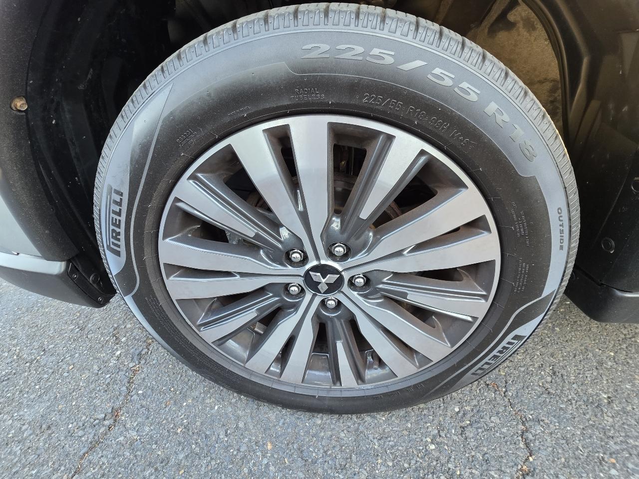 Mitsubishi Outlander SEL S-AWC 2020