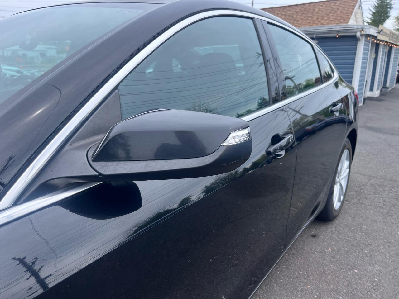 Chevrolet Malibu 4dr Sdn LT w/1LT 2017