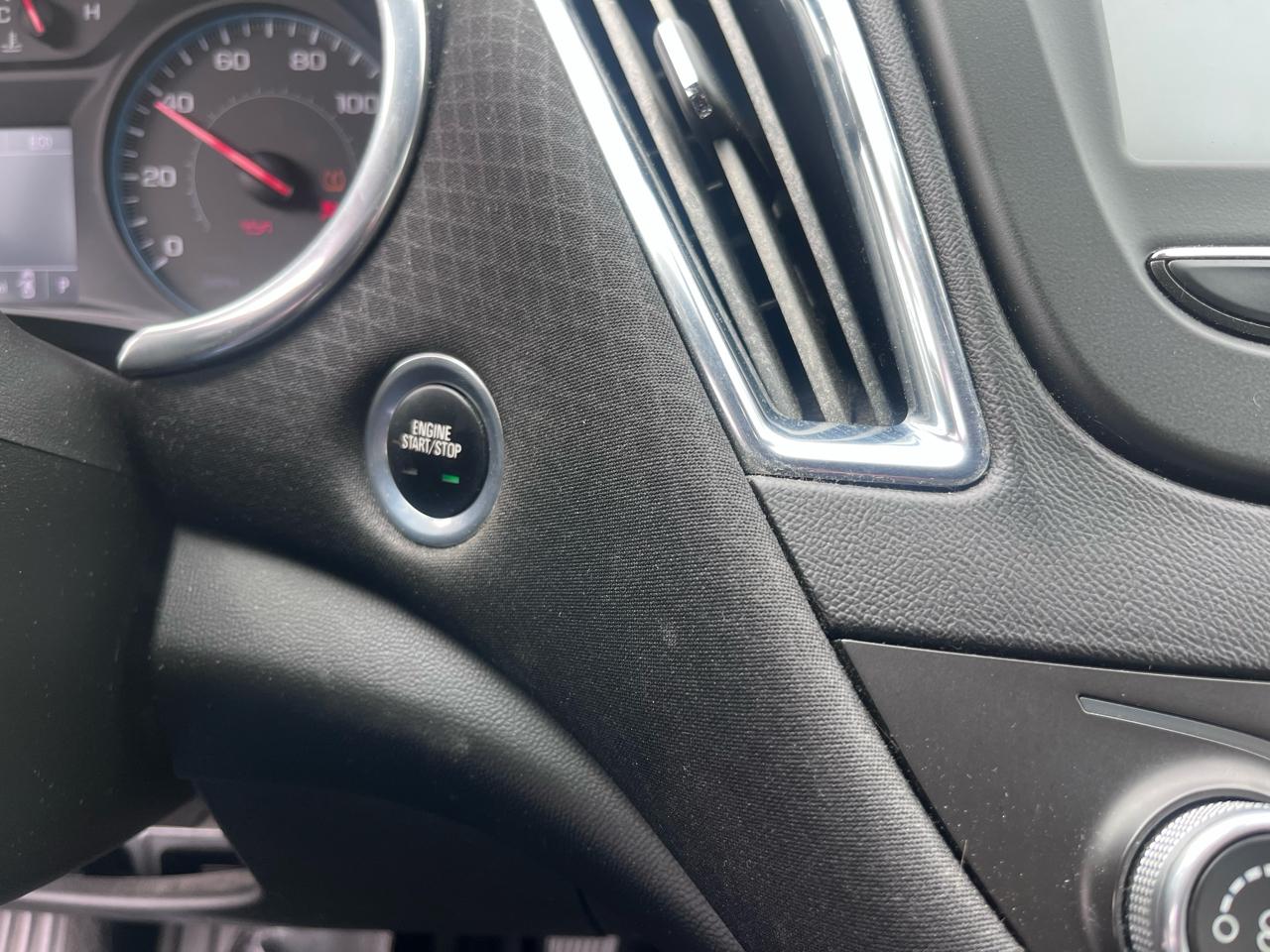 Chevrolet Malibu 4dr Sdn LT w/1LT 2017