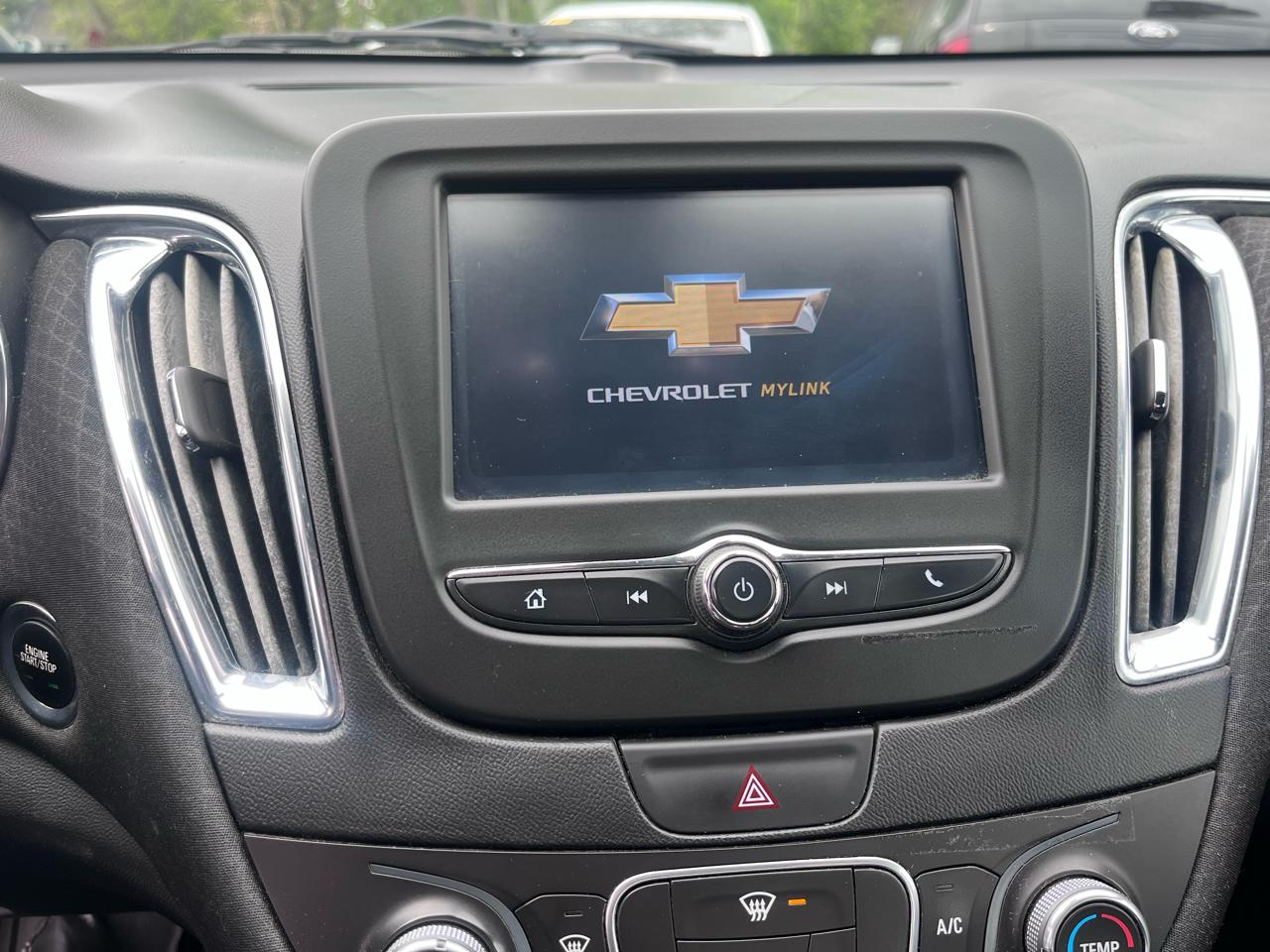 Chevrolet Malibu 4dr Sdn LT w/1LT 2017