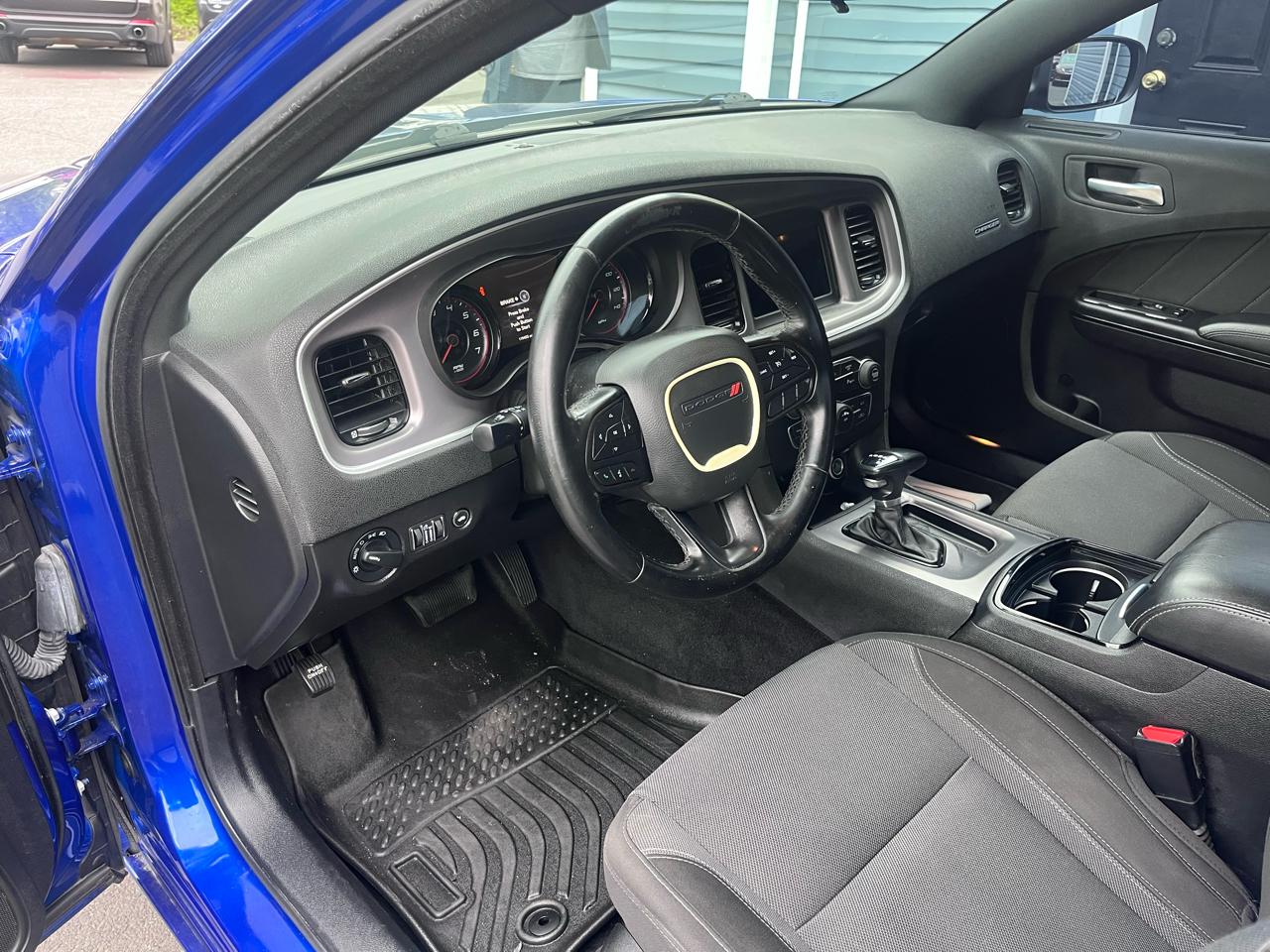 Dodge Charger SXT RWD 2021