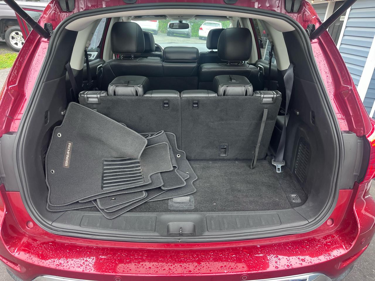 Nissan Pathfinder 4x4 SL 2017