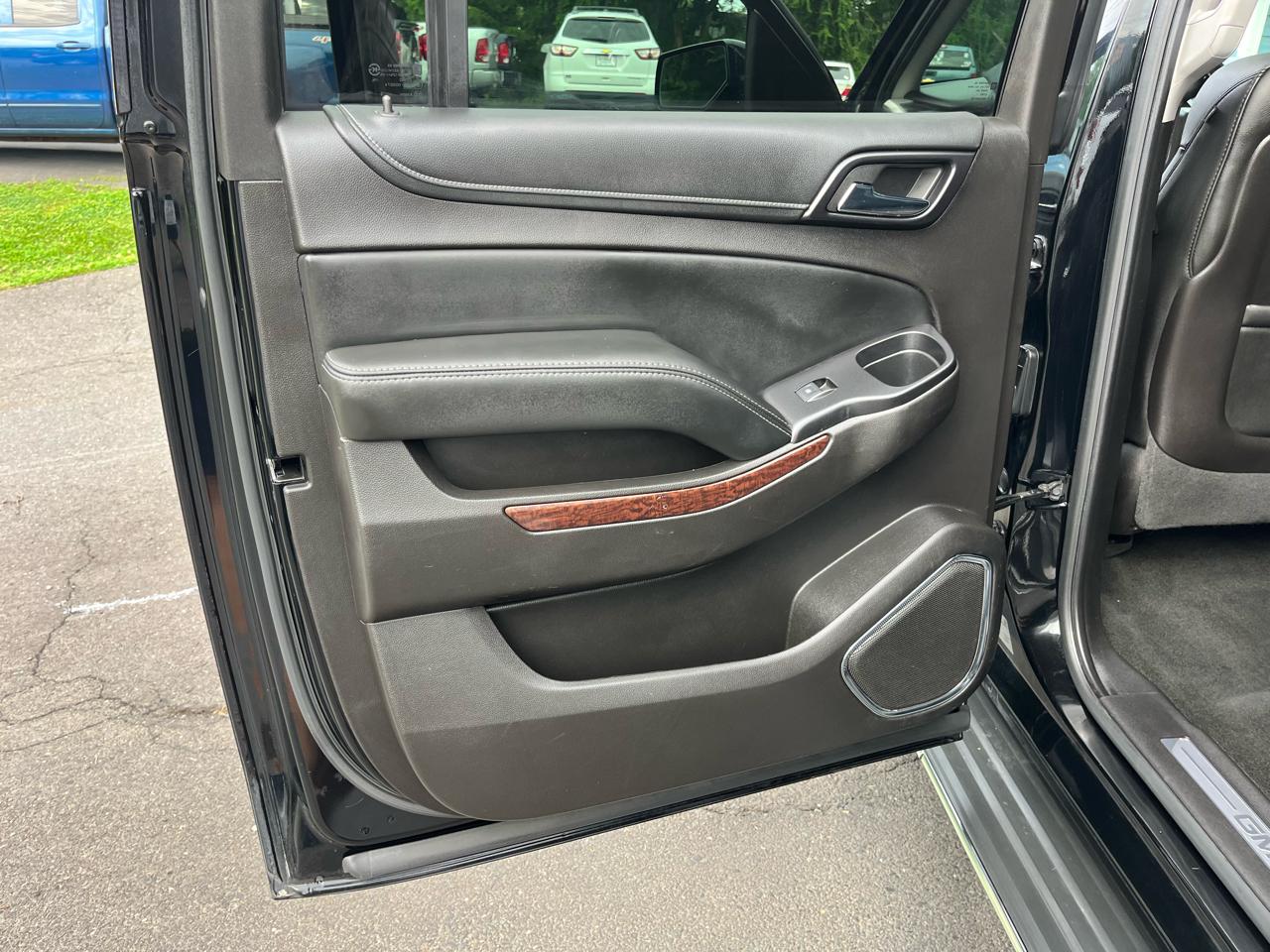 GMC Yukon XL 4WD 4dr SLT 2016