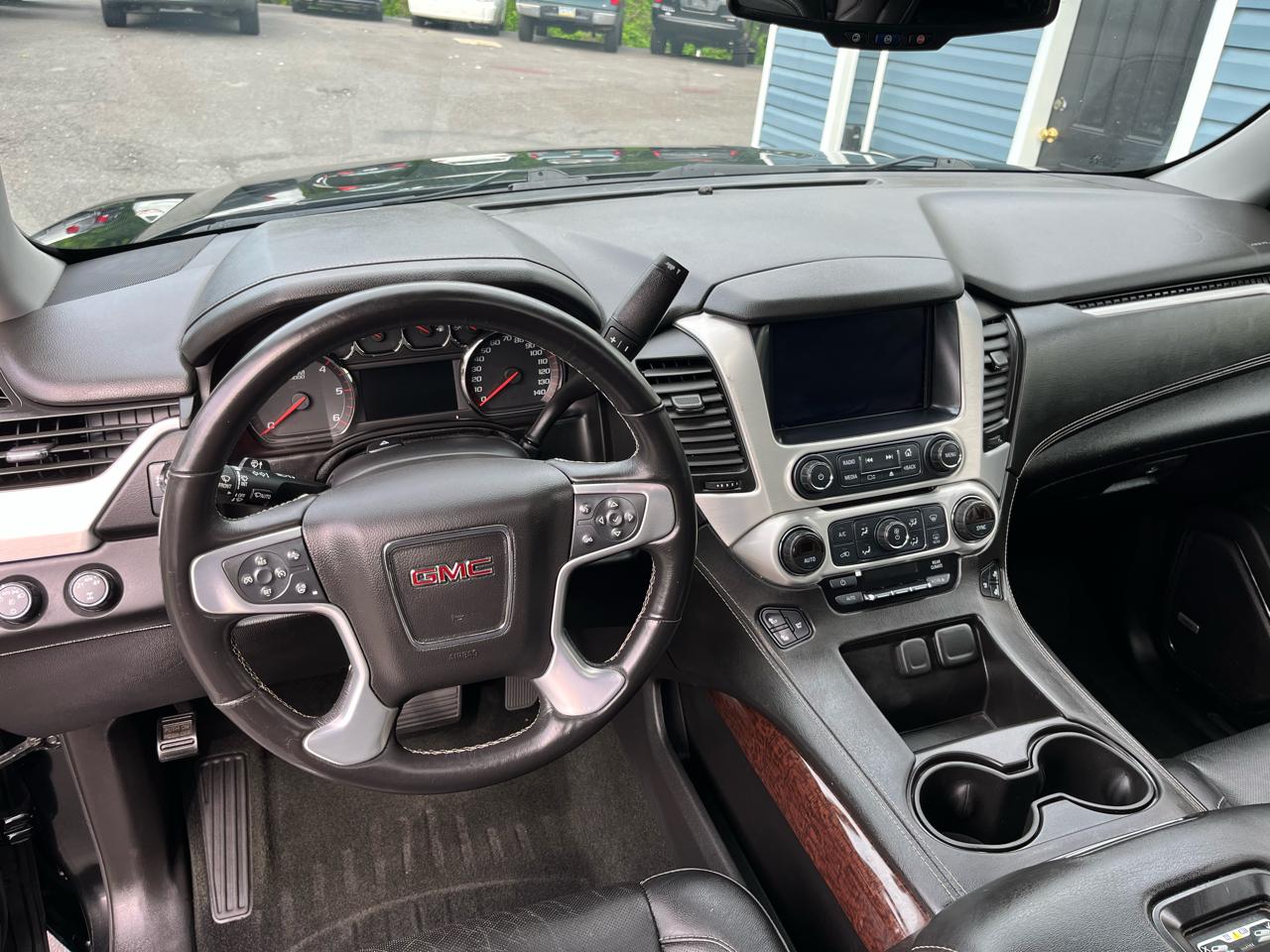 GMC Yukon XL 4WD 4dr SLT 2016