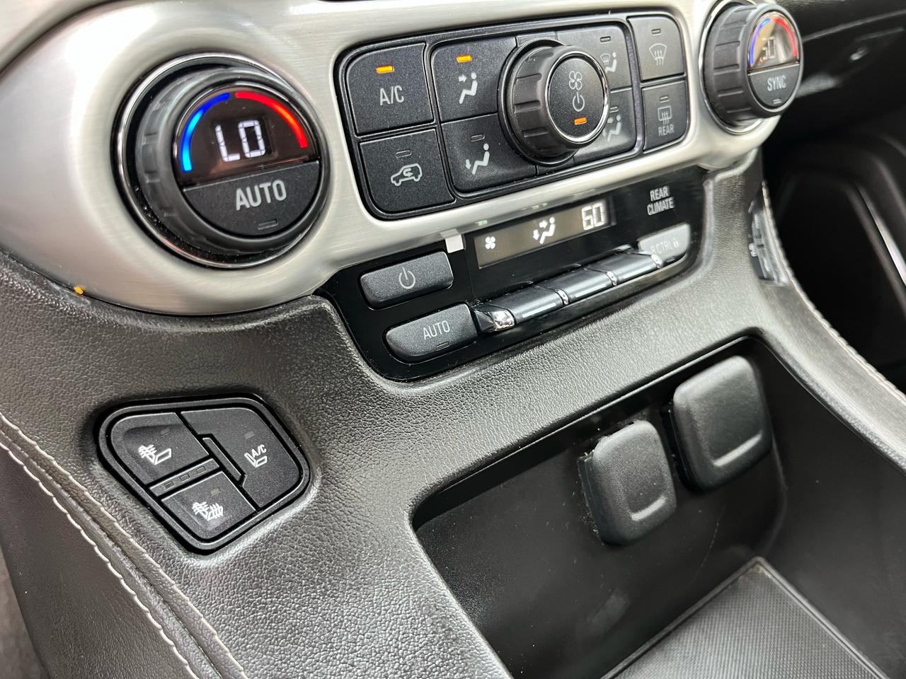 GMC Yukon XL 4WD 4dr SLT 2016