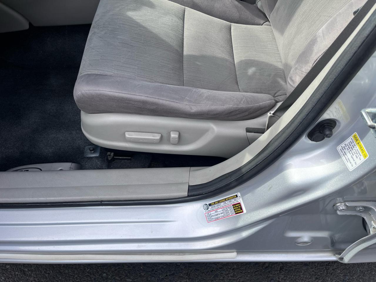 Honda Accord Sdn 4dr I4 Auto LX Premium 2012