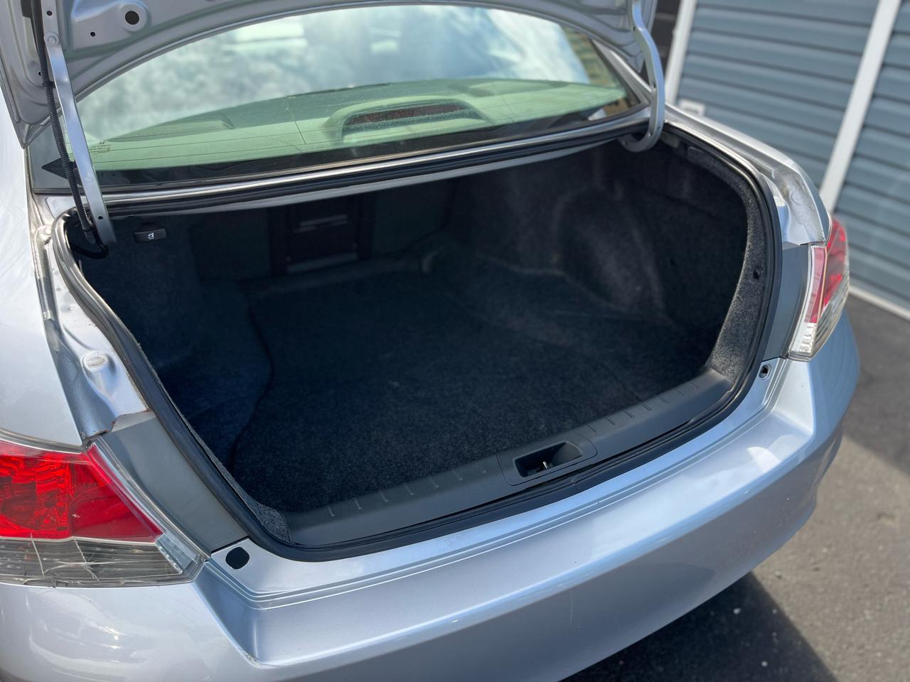 Honda Accord Sdn 4dr I4 Auto LX Premium 2012