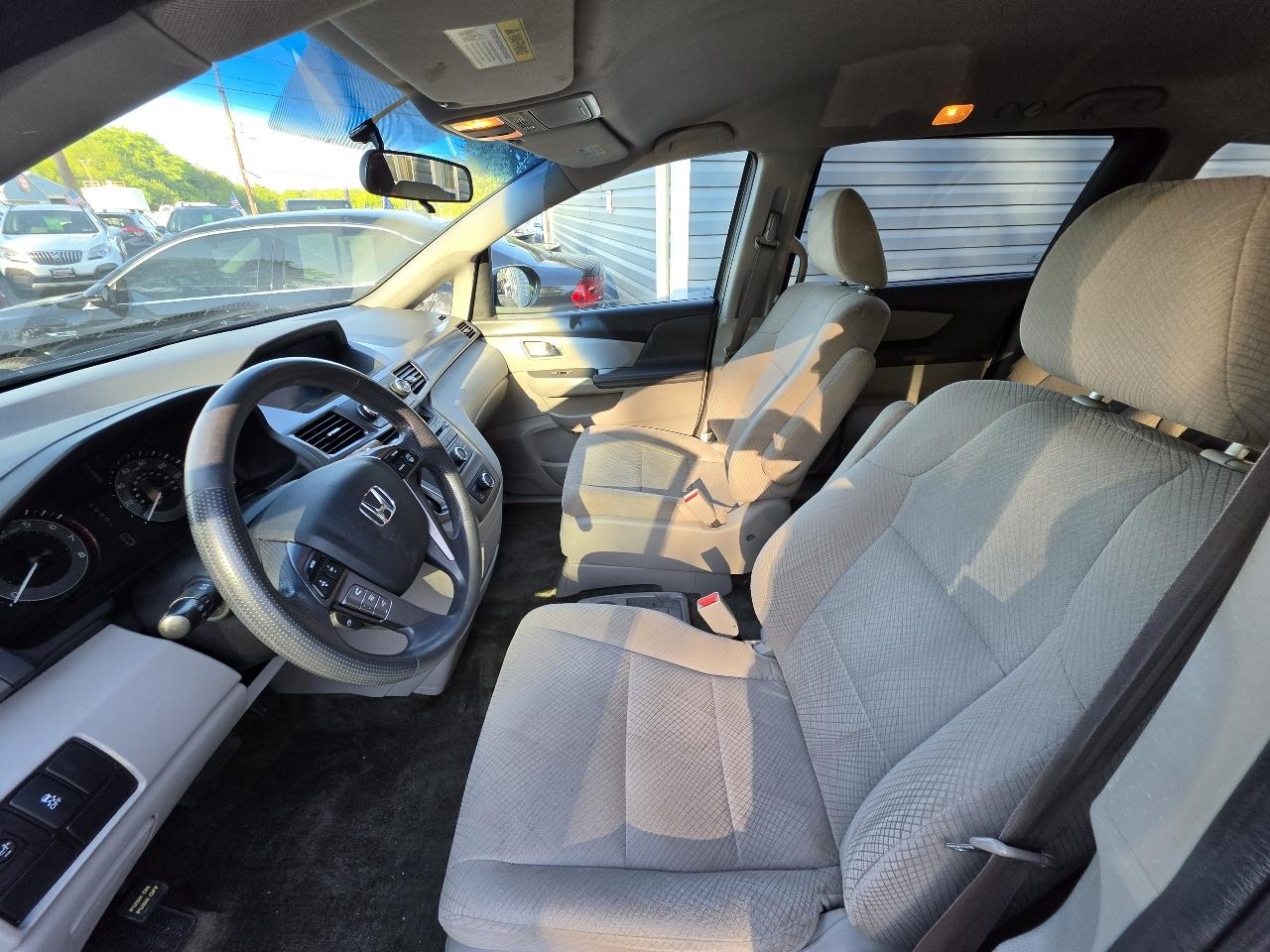 Honda Odyssey 5dr LX 2014