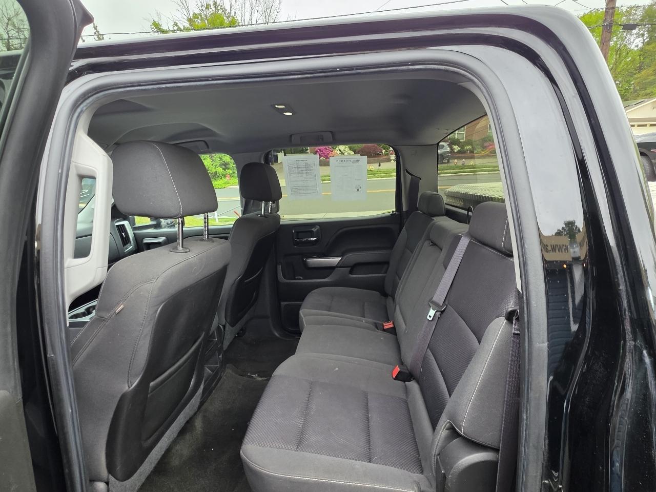 Chevrolet Silverado 1500 4WD Crew Cab 143.5" LT w/1LT 2015