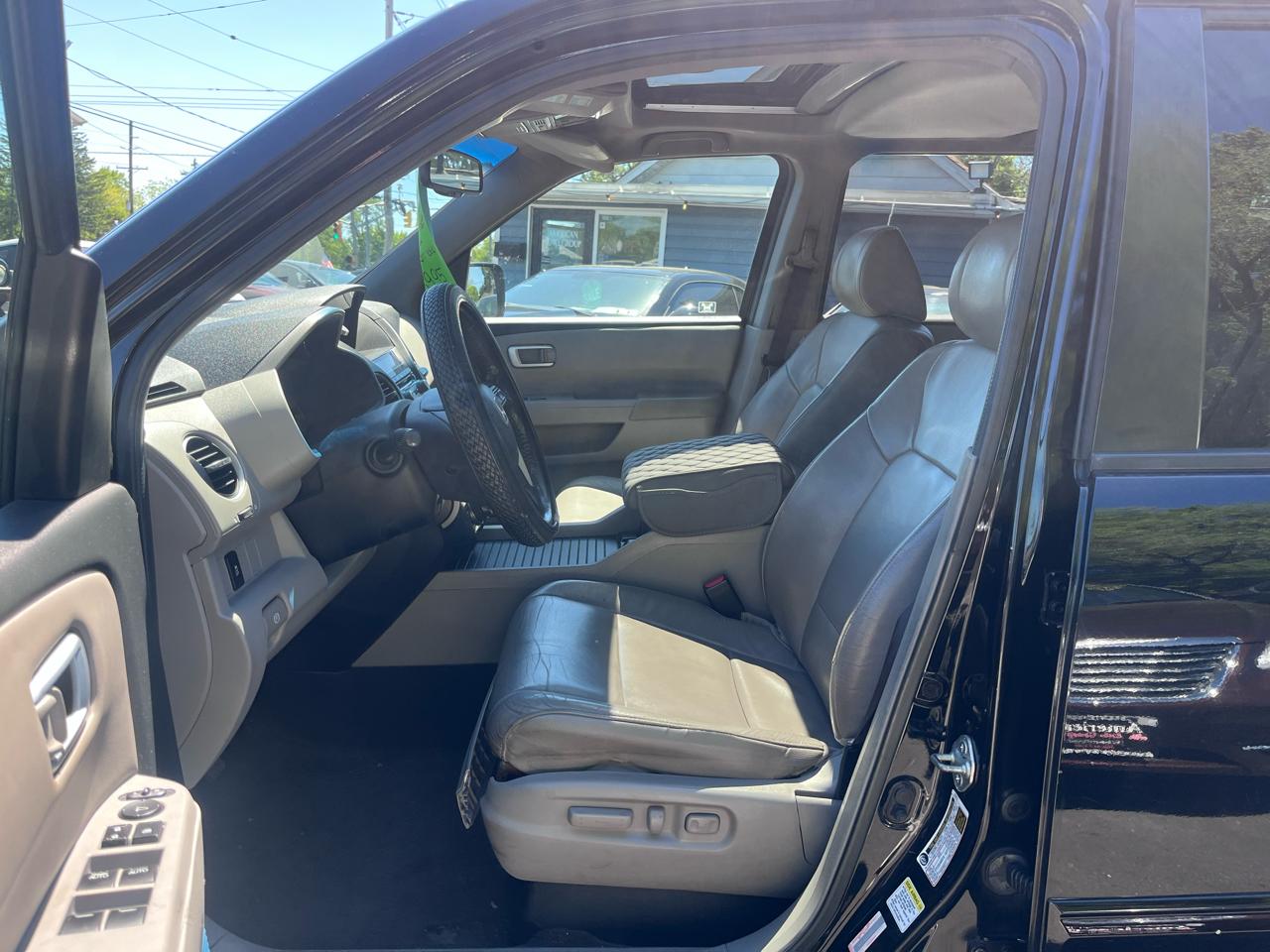 Honda Pilot 4WD 4dr EX-L w/Navi 2012