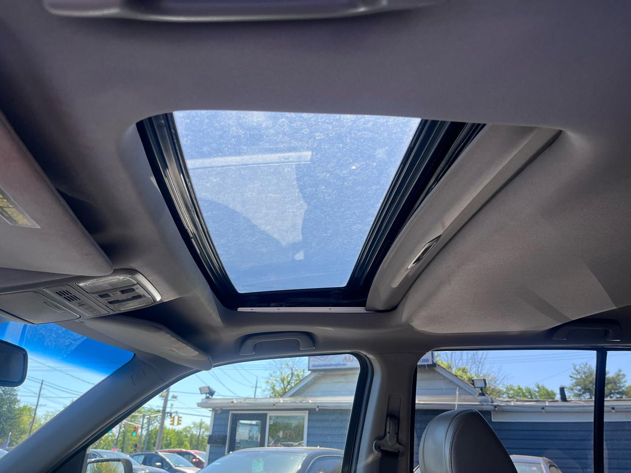 Honda Pilot 4WD 4dr EX-L w/Navi 2012