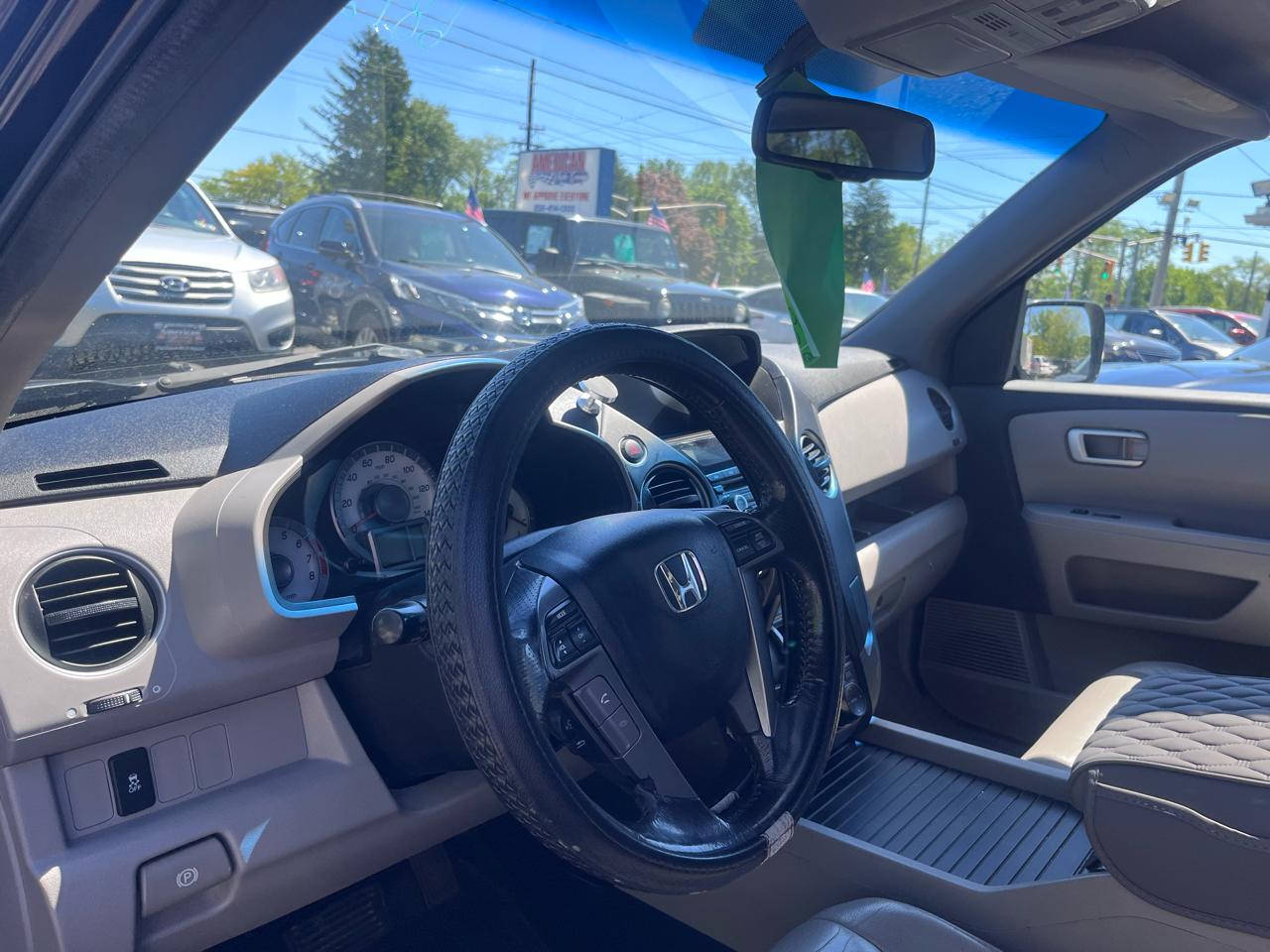 Honda Pilot 4WD 4dr EX-L w/Navi 2012