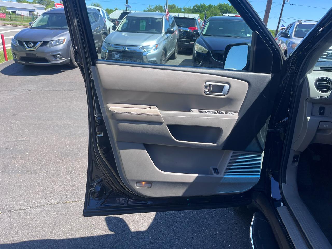 Honda Pilot 4WD 4dr EX-L w/Navi 2012