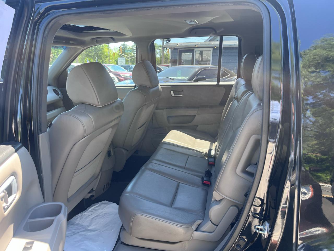 Honda Pilot 4WD 4dr EX-L w/Navi 2012