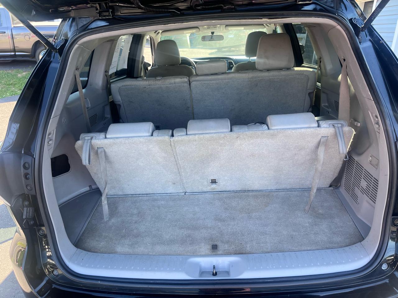 Toyota Highlander FWD 4dr I4 LE (Natl) 2015
