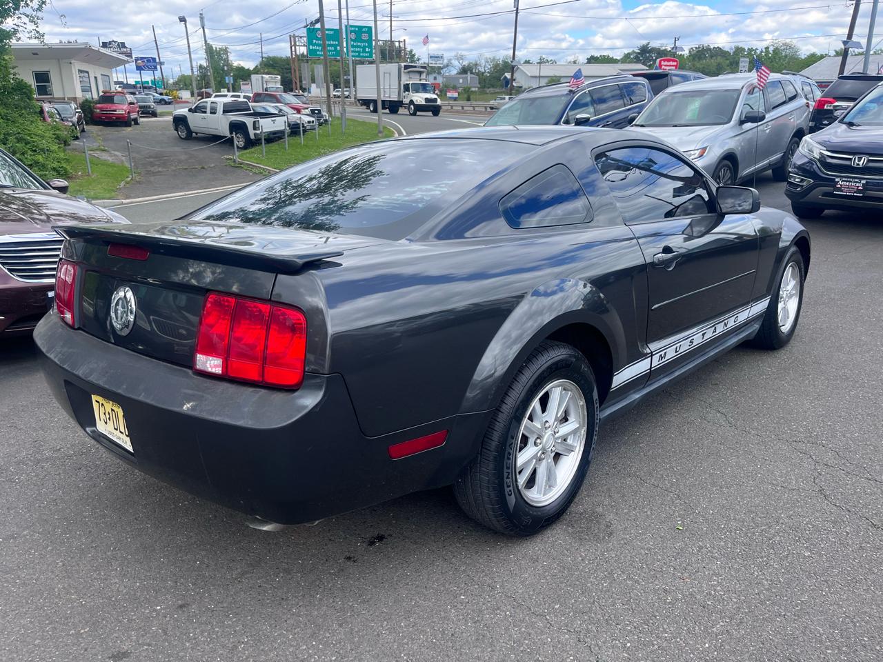 Ford Mustang 2dr Cpe Premium 2008