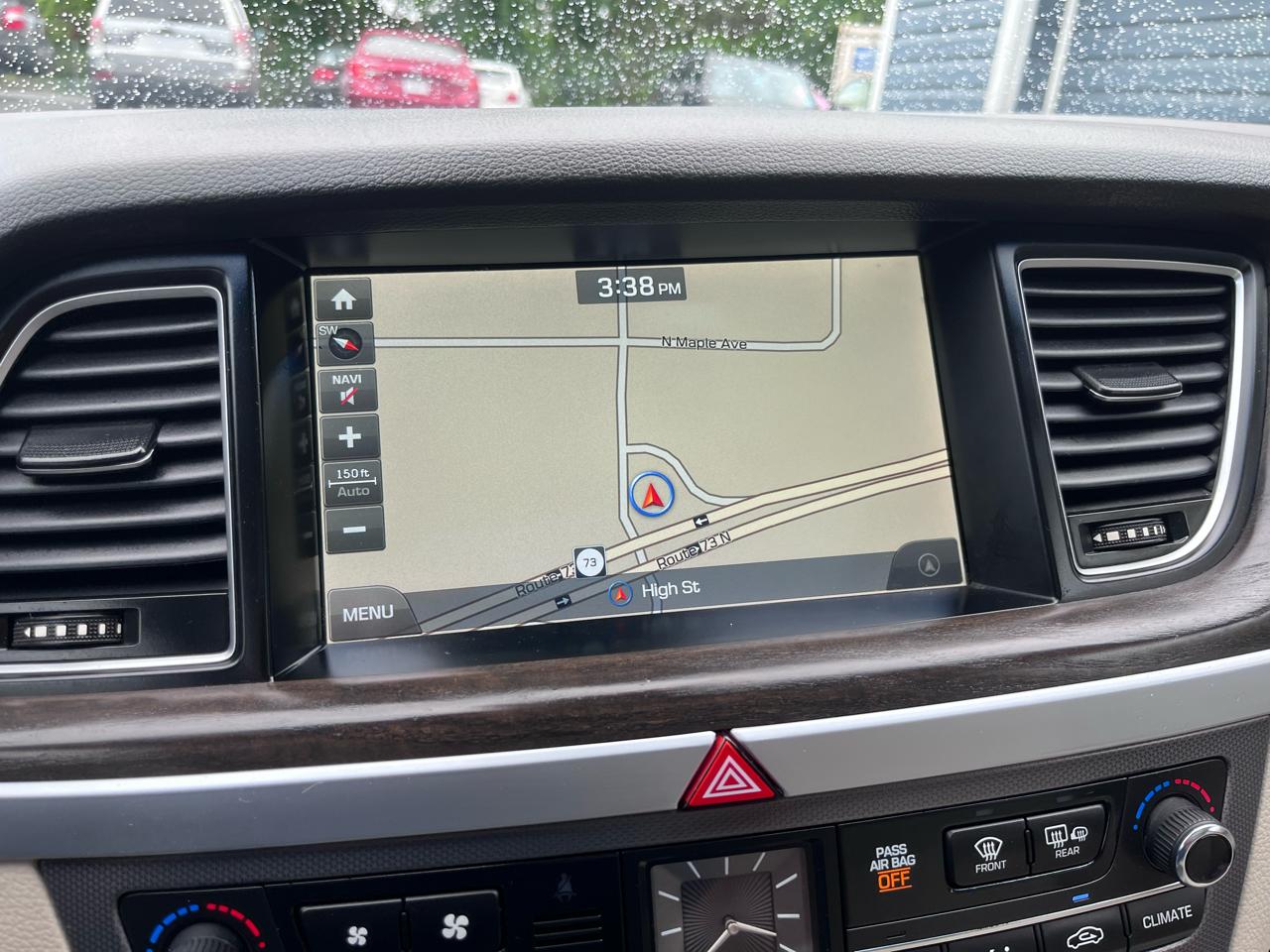 Hyundai Genesis 4dr Sdn V6 3.8L AWD 2015