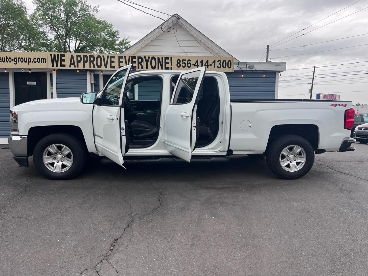 Chevrolet Silverado 1500 4WD Crew Cab 153.0" LT w/1LT 2018
