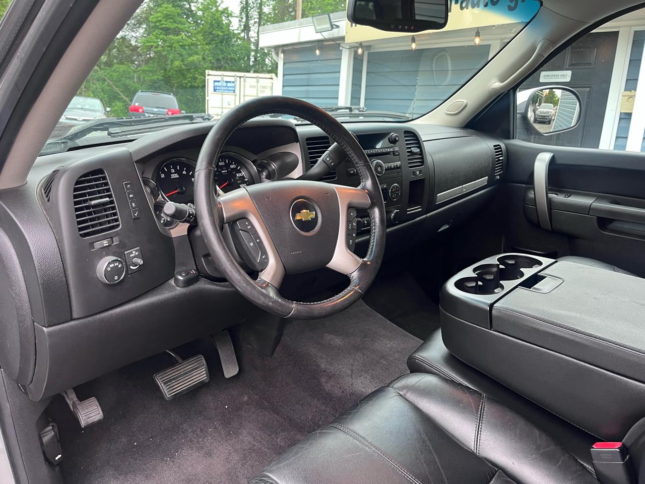 Chevrolet Silverado 1500 4WD Crew Cab 143.5" LT 2013