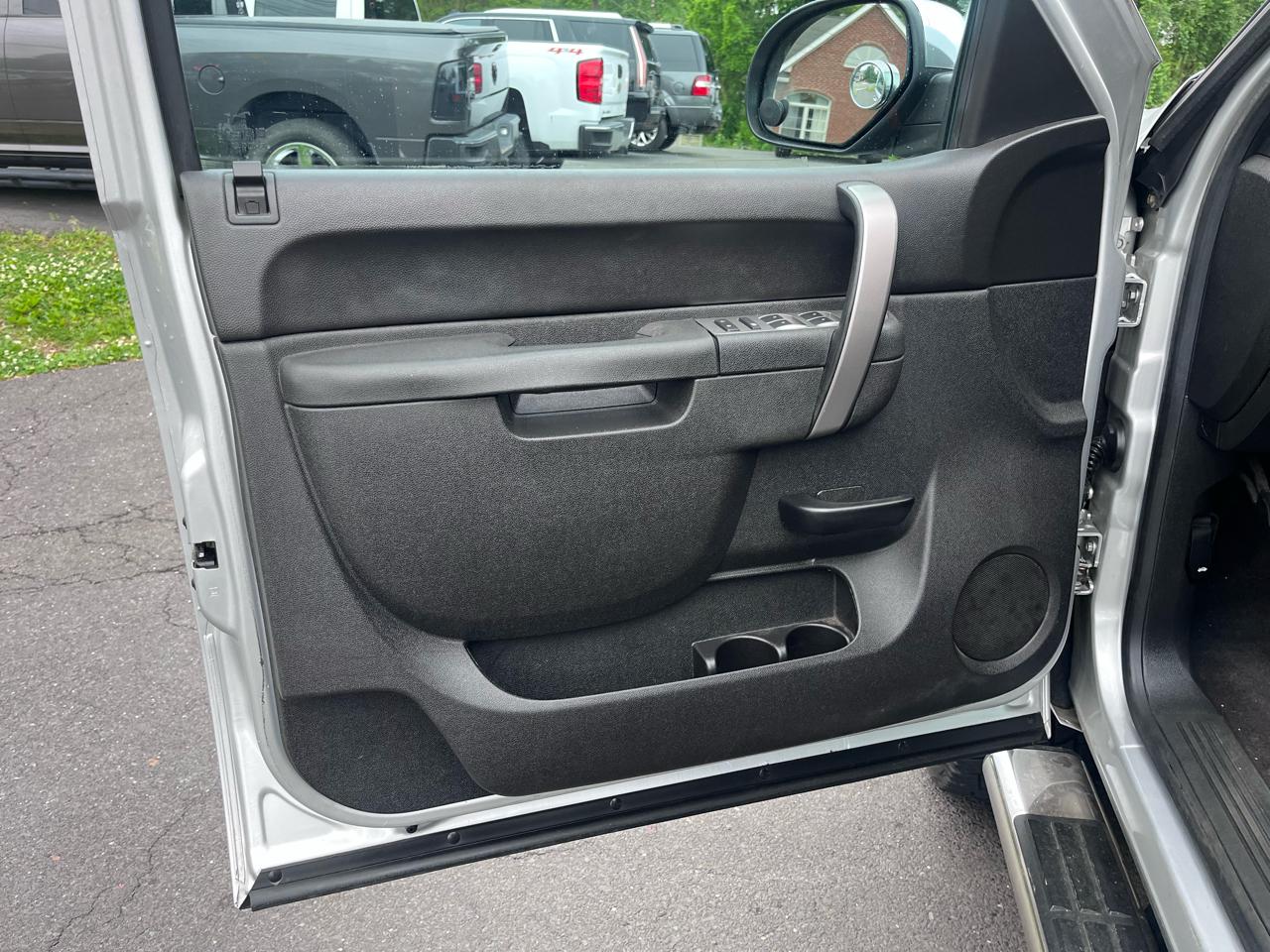 Chevrolet Silverado 1500 4WD Crew Cab 143.5" LT 2013