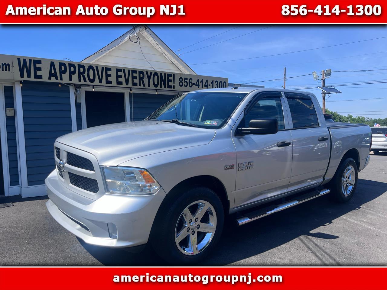 2014 RAM 1500 4WD Crew Cab 140.5" Express