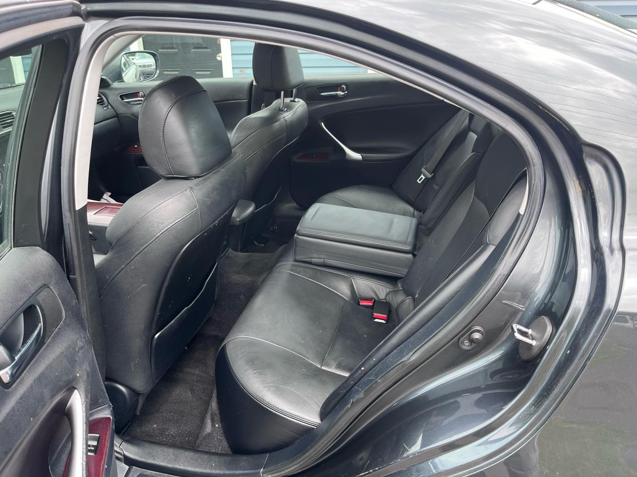 Lexus IS 250 4dr Sport Sdn Auto AWD 2007