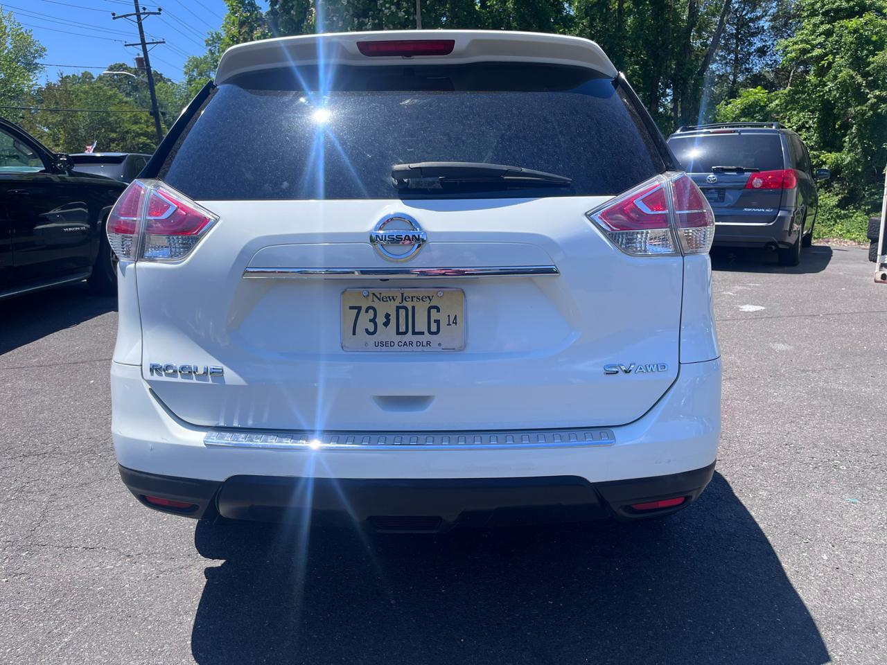 Nissan Rogue AWD 4dr SV 2015