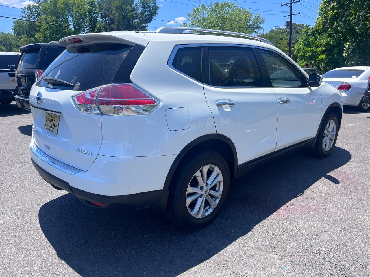 Nissan Rogue AWD 4dr SV 2015