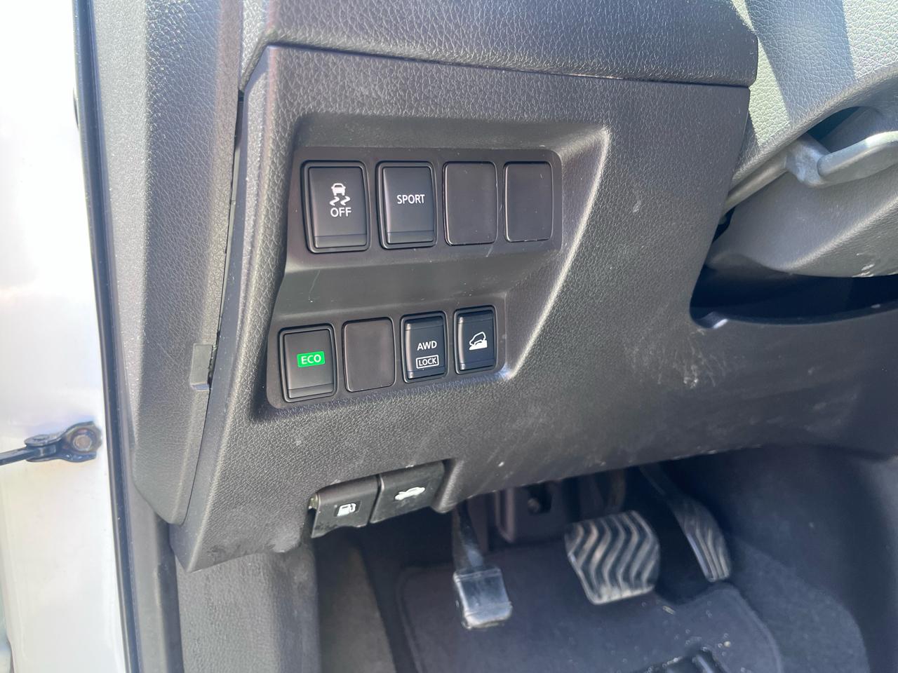 Nissan Rogue AWD 4dr SV 2015