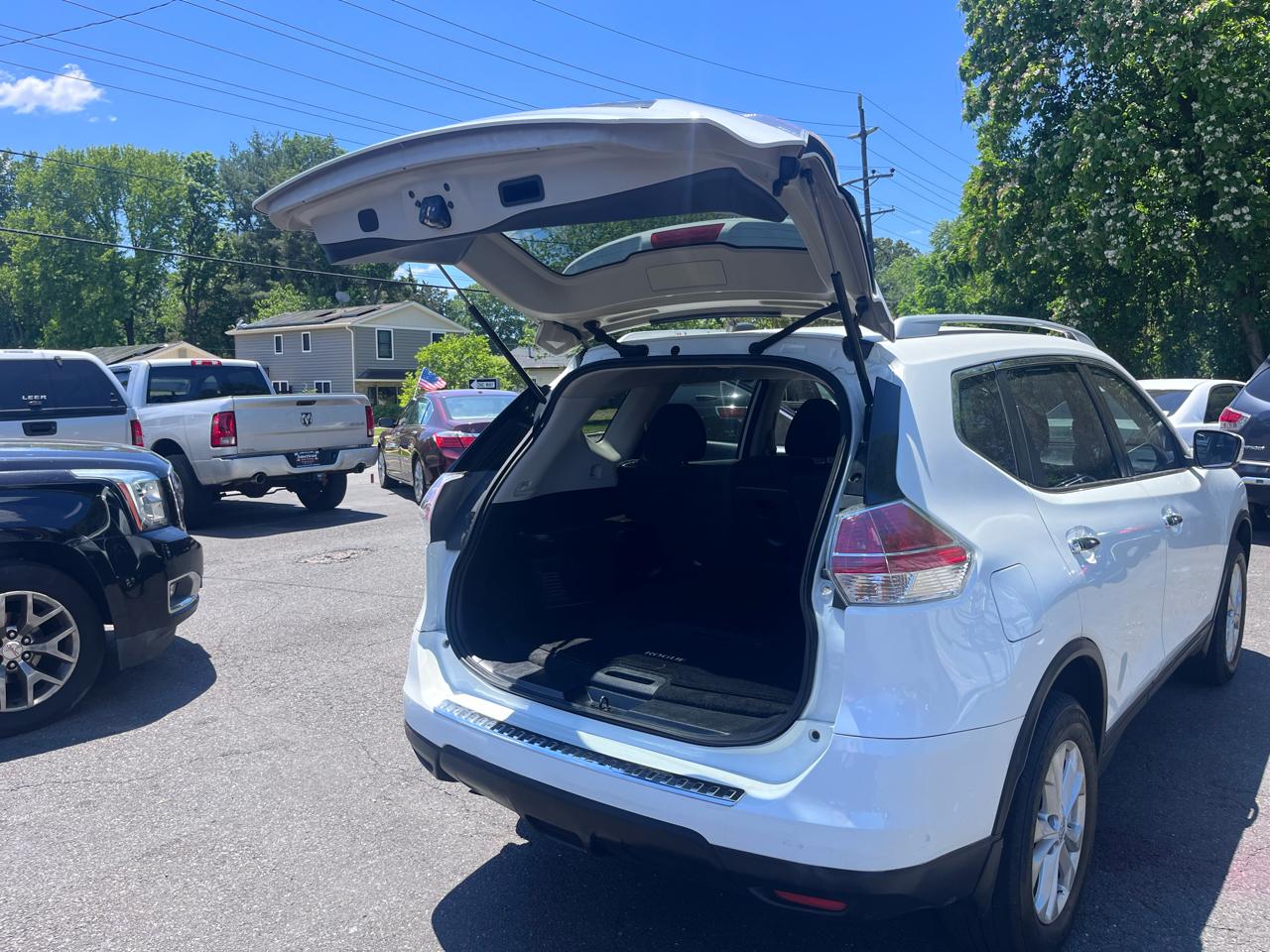 Nissan Rogue AWD 4dr SV 2015