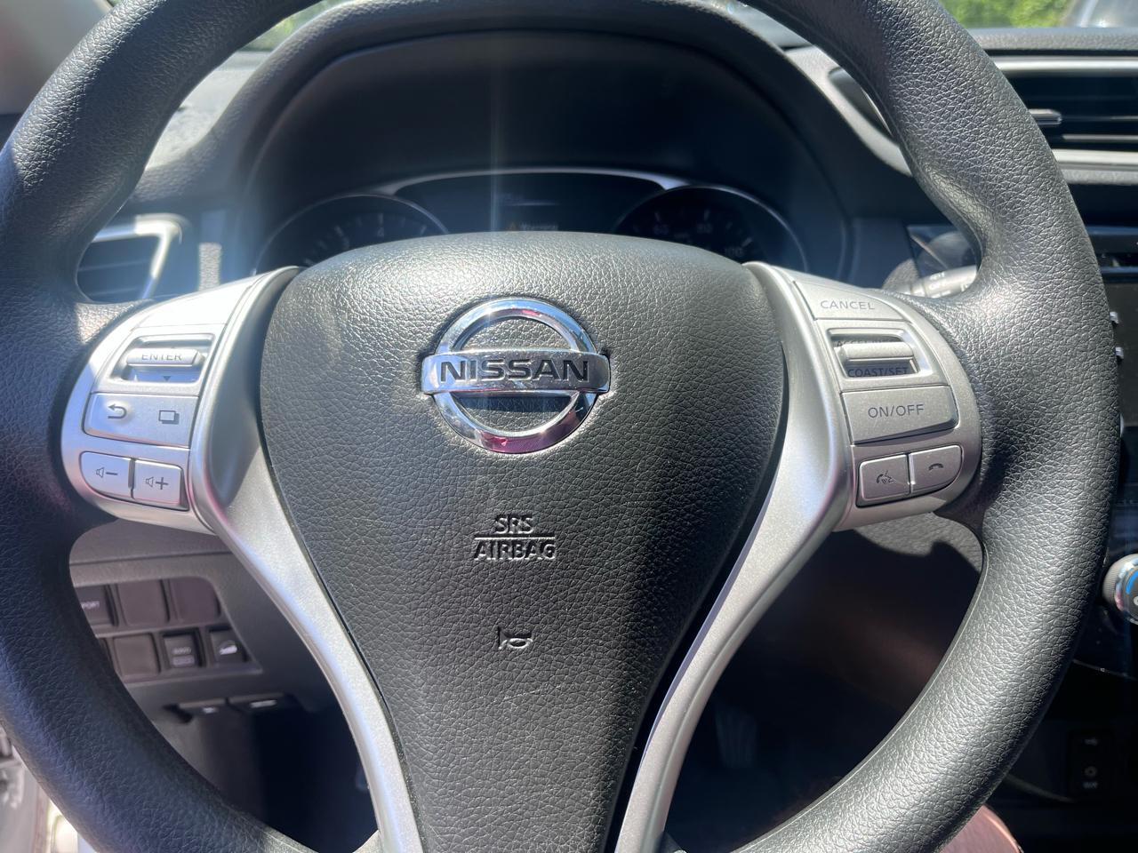 Nissan Rogue AWD 4dr SV 2015