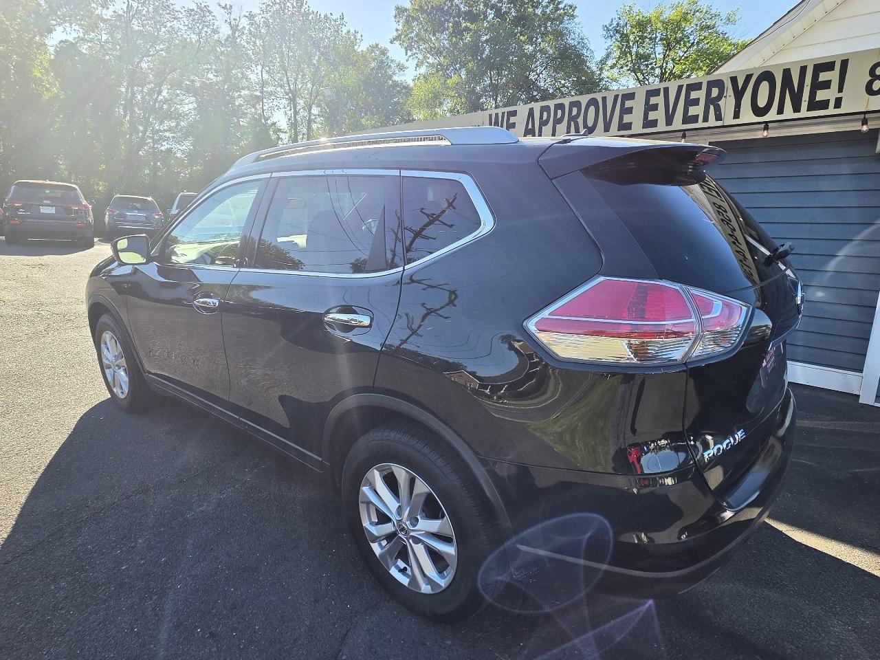 Nissan Rogue AWD 4dr SV 2016