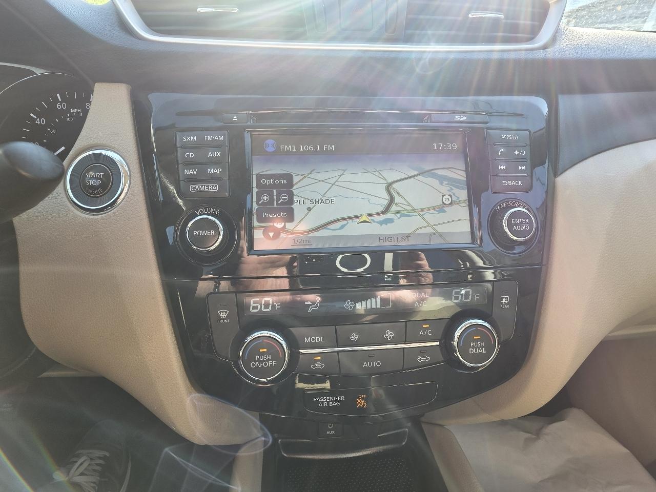 Nissan Rogue AWD 4dr SV 2016