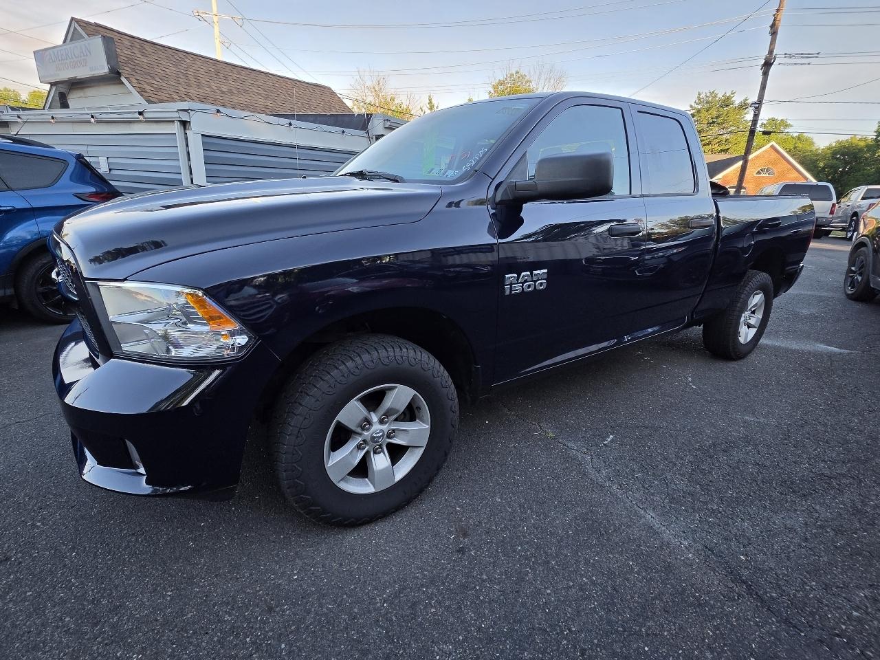 RAM 1500 Express 4x4 Quad Cab 6'4" Box 2018