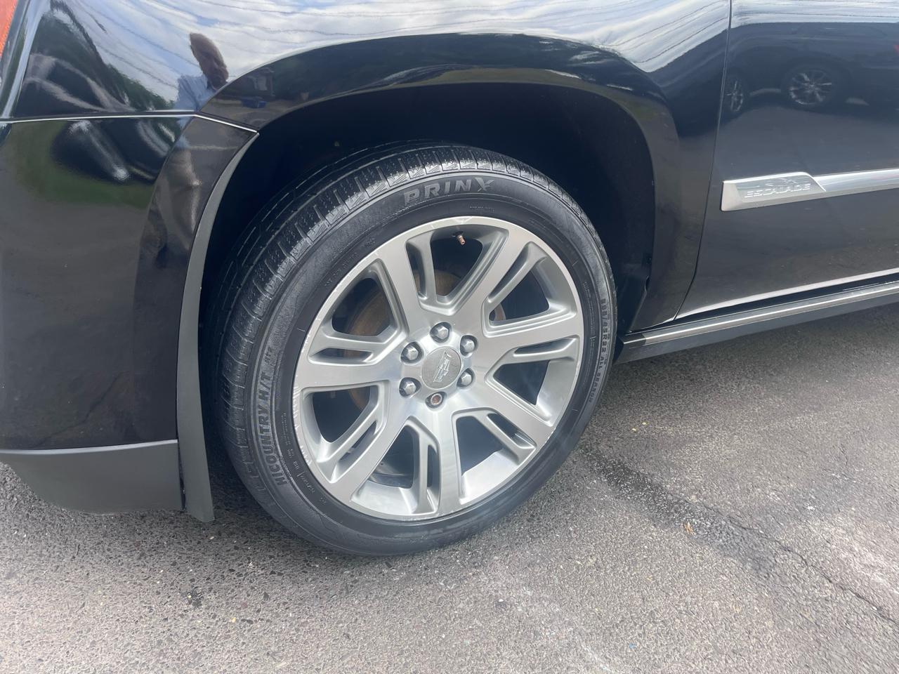 Cadillac Escalade 2WD 4dr Premium 2015