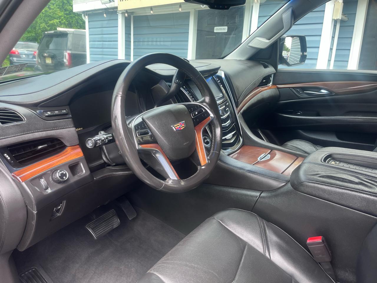 Cadillac Escalade 2WD 4dr Premium 2015