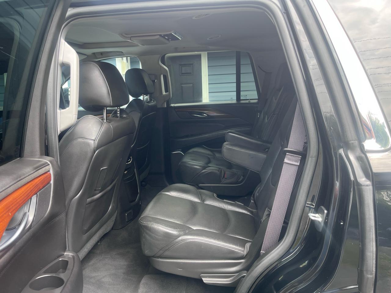Cadillac Escalade 2WD 4dr Premium 2015