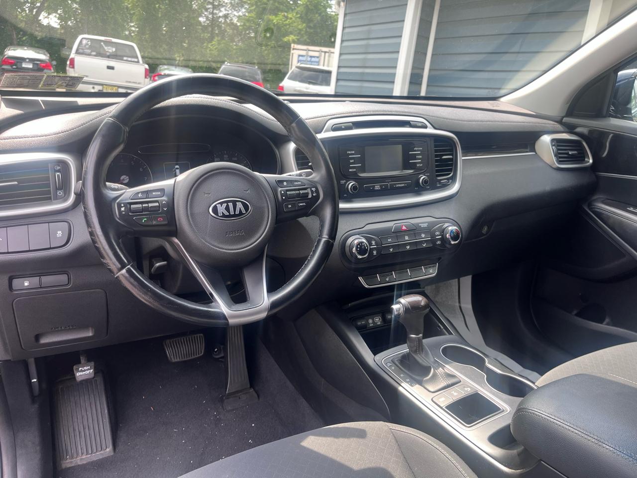 Kia Sorento AWD 4dr 2.4L LX 2016