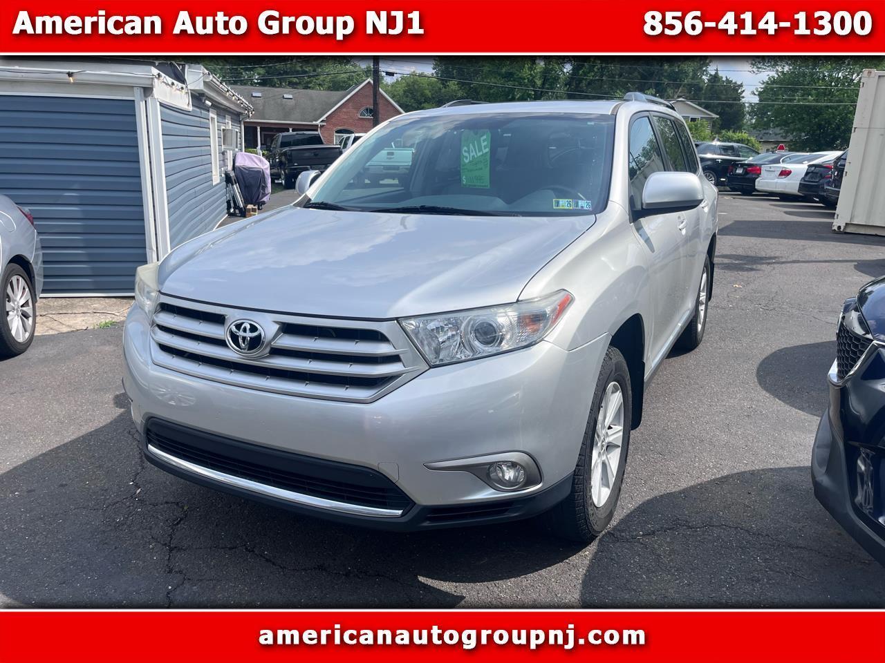 Toyota Highlander 4WD 4dr V6 (Natl) 2013