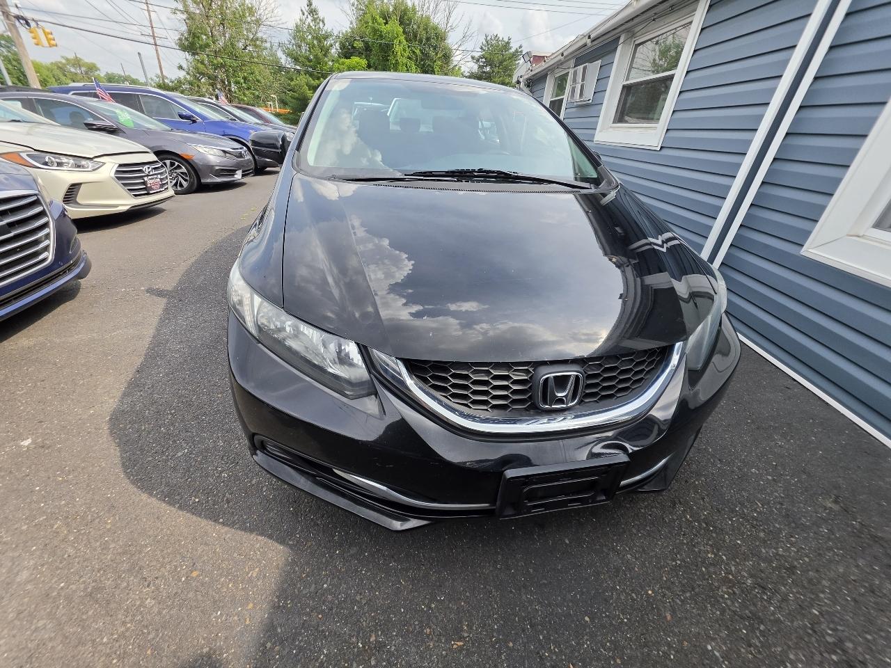 Honda Civic Sedan 4dr CVT LX 2015