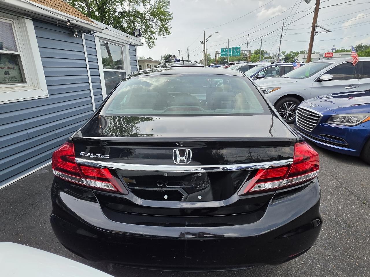 Honda Civic Sedan 4dr CVT LX 2015