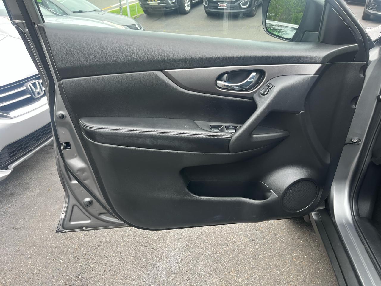 Nissan Rogue AWD 4dr S 2016