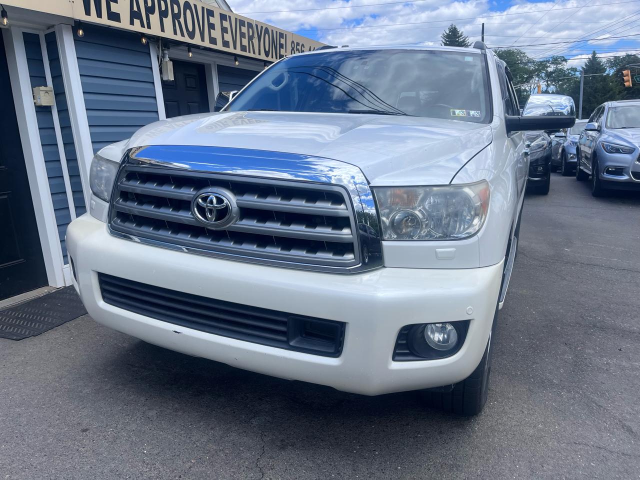 Toyota Sequoia 4WD 5.7L Platinum (Natl) 2012