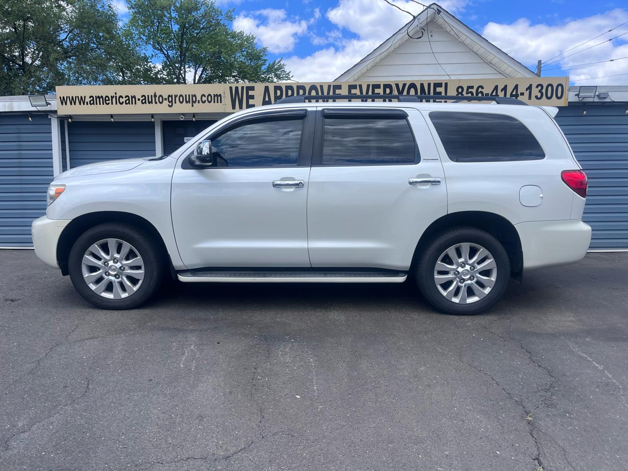 Toyota Sequoia 4WD 5.7L Platinum (Natl) 2012